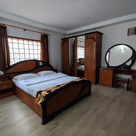 בית הארחה Casa Samurai בראשוב