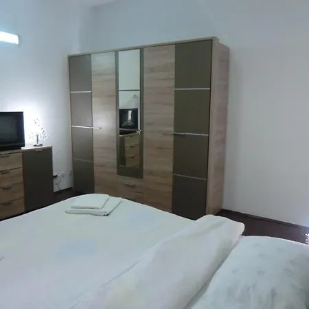 招待所 武士之家膳食公寓 布拉索夫