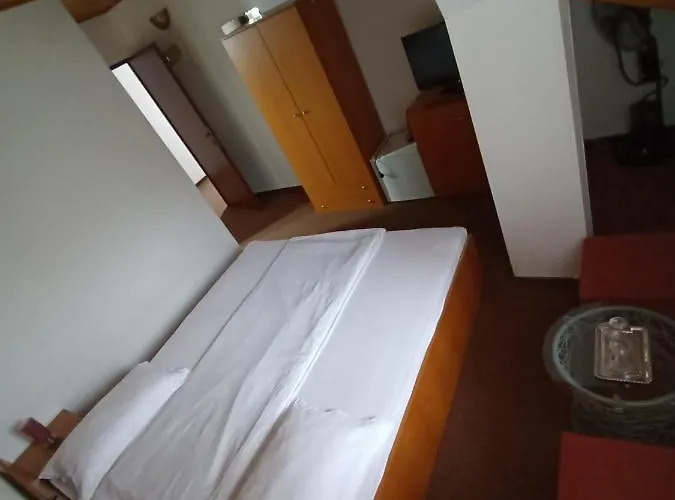 Guest house Casa Samurai 3*